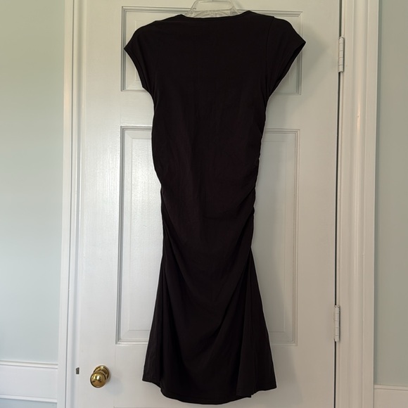 Maternity and Nursing Dress - Picture 4 of 4